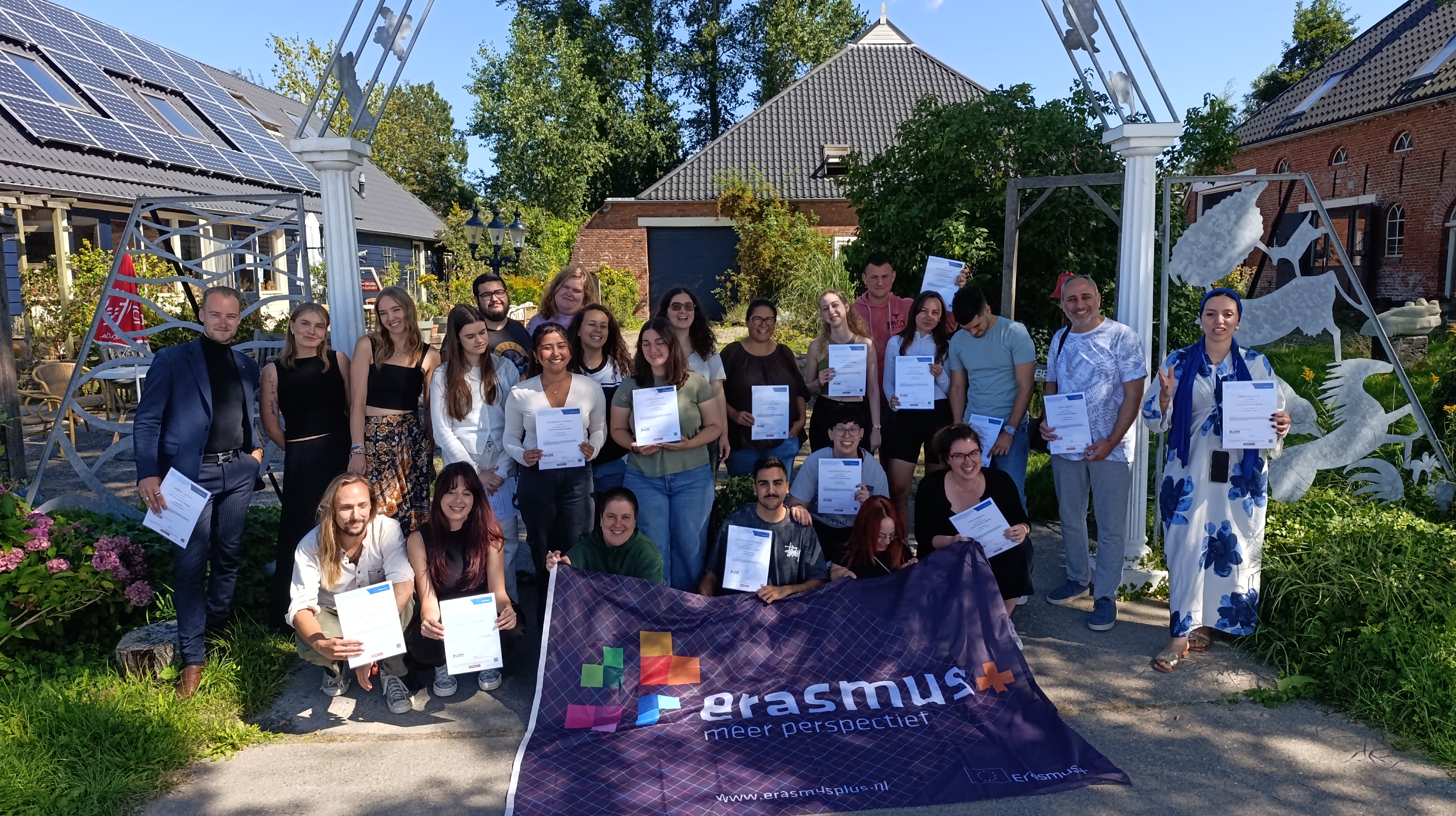 aesthetic pressure group photo